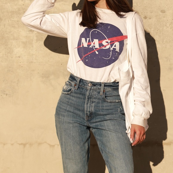 NASA Longsleeve crew neck size Small - Picture 2 of 2